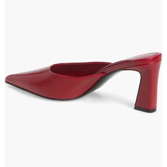 NWOT Unamused Pointed Toe Mule (Women)
Jeffrey Campbell size 9 - Picture 2 of 8